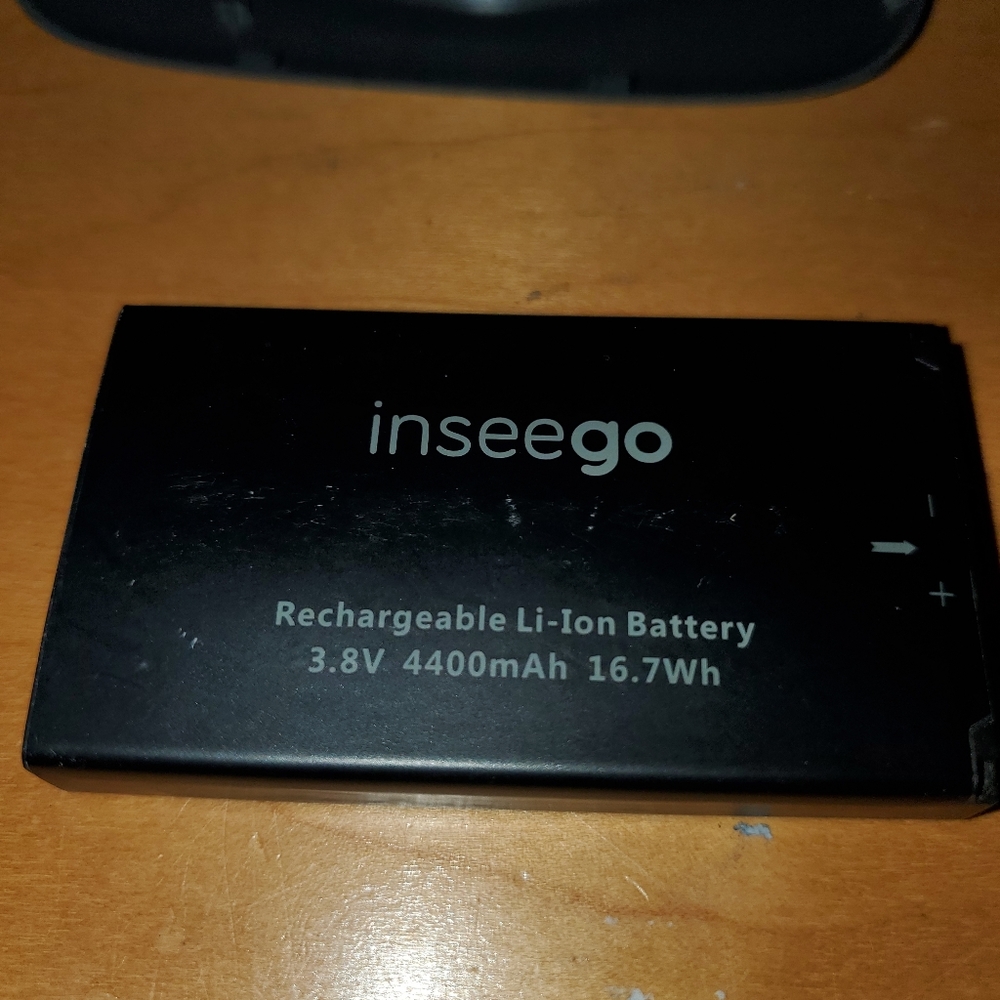 COPY - Mifi 8800L for Verizon needs SIM, battery and USB charging cable. - Picture 3 of 5